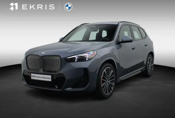 eDrive20 M Sport Edition | M Sportpakket Pro| Premium Pack | Panoramadak | Parking Assistant | 20''