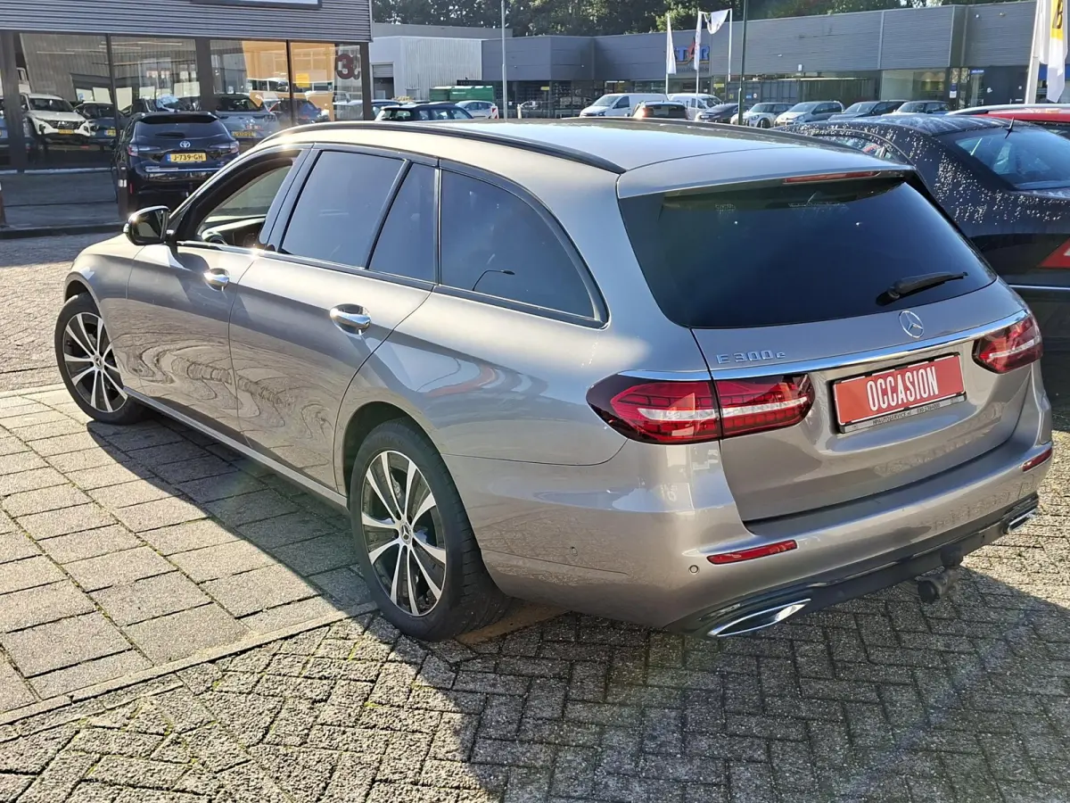 E 300e PHEV/SOH 94.3%/Burmester/Luchtvering/ParkAssist/Dodehoekdetectie/360Camera/Keyless/Trekhaak Wegklapbaar