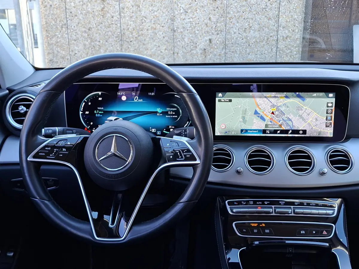 E 300e PHEV/SOH 94.3%/Burmester/Luchtvering/ParkAssist/Dodehoekdetectie/360Camera/Keyless/Trekhaak Wegklapbaar