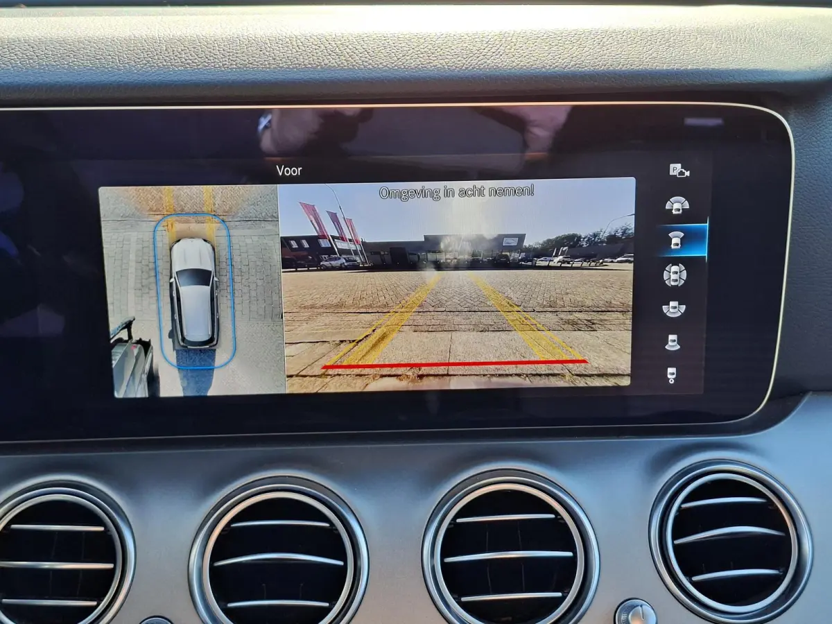 E 300e PHEV/SOH 94.3%/Burmester/Luchtvering/ParkAssist/Dodehoekdetectie/360Camera/Keyless/Trekhaak Wegklapbaar