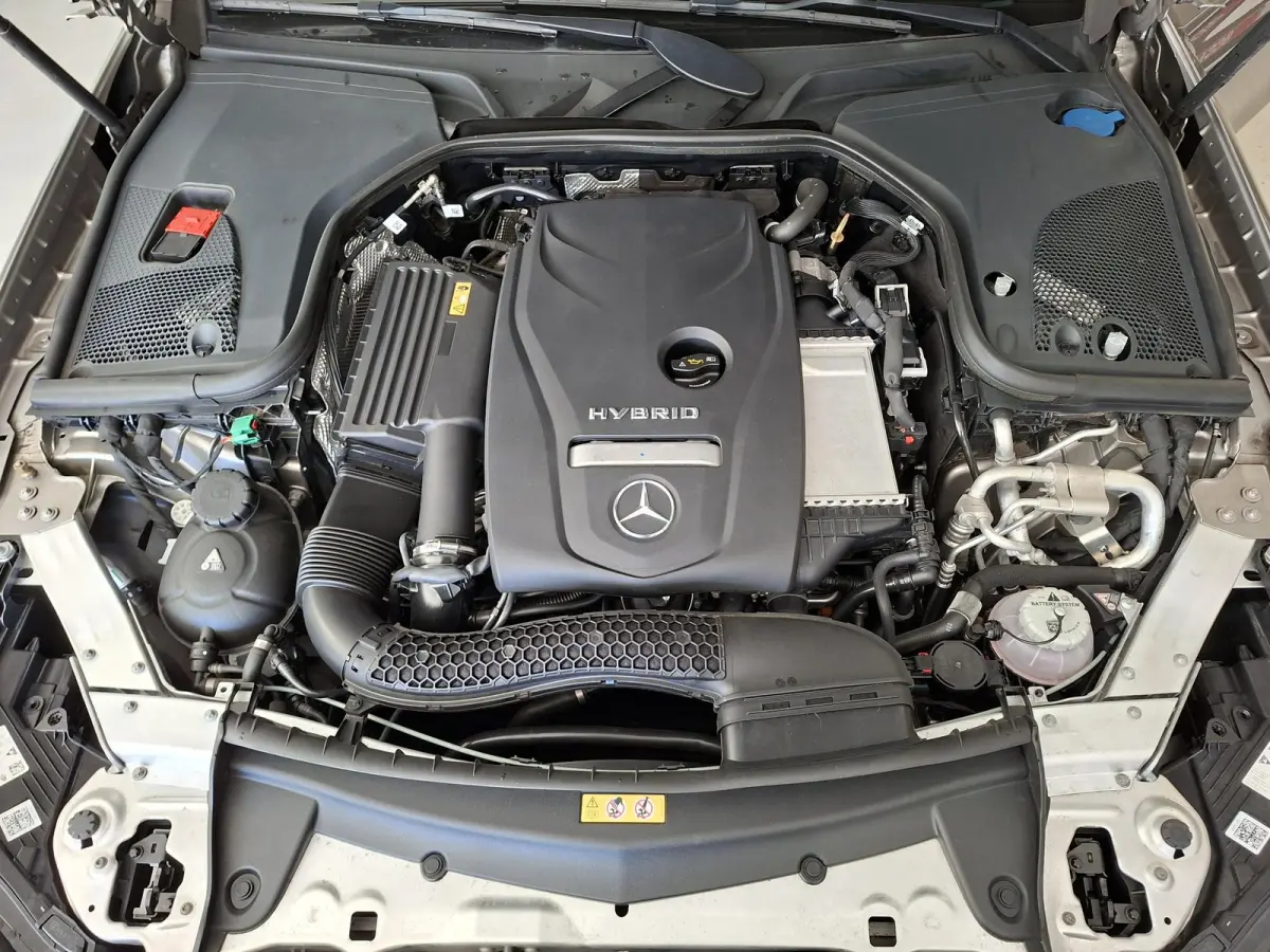 E 300e PHEV/SOH 94.3%/Burmester/Luchtvering/ParkAssist/Dodehoekdetectie/360Camera/Keyless/Trekhaak Wegklapbaar