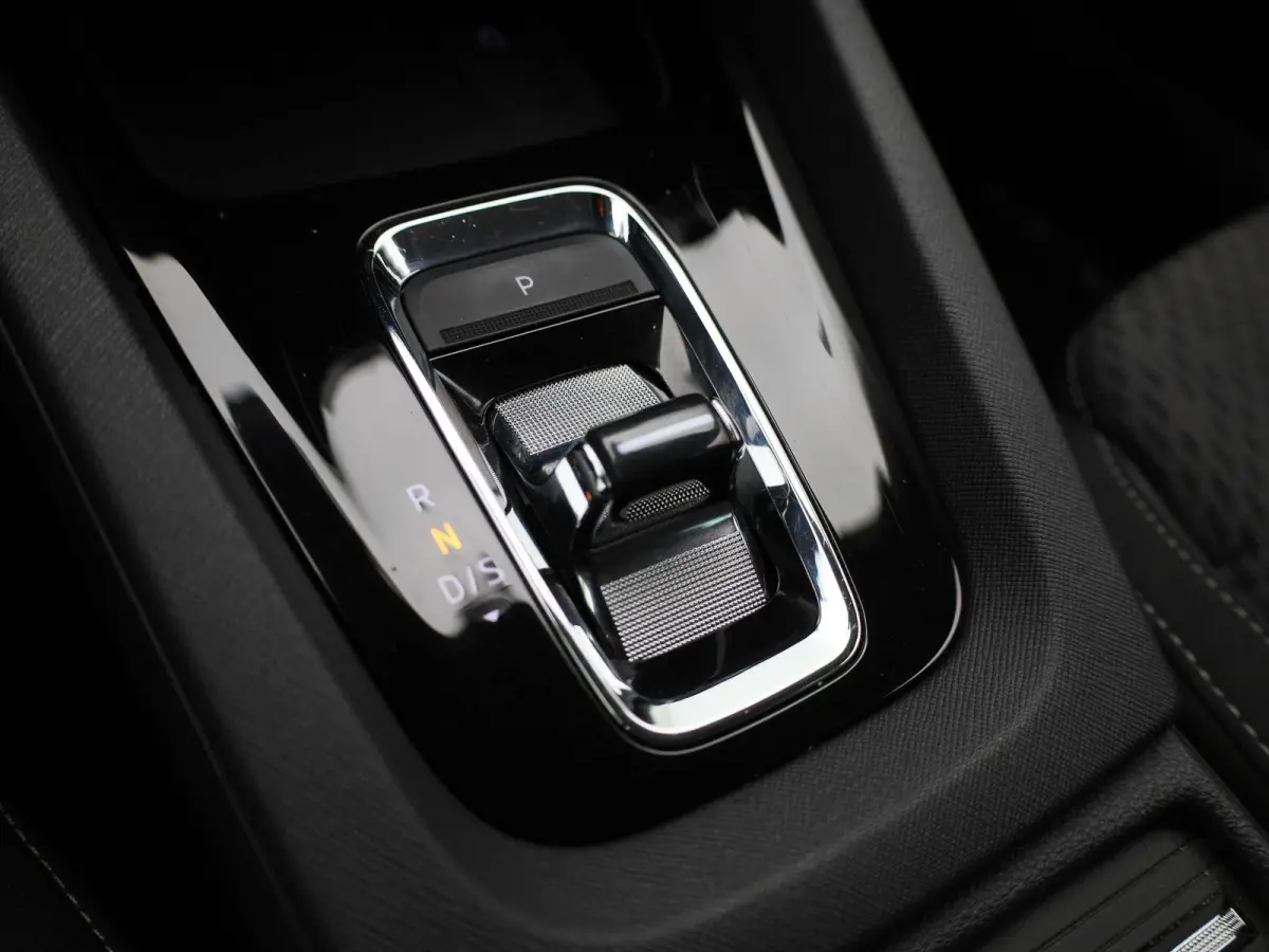 1.5 e-TSI Business Edition Plus | Trekhaak | Achteruitrijcamera | Head-up display | Elektrische stoelen | Carplay |