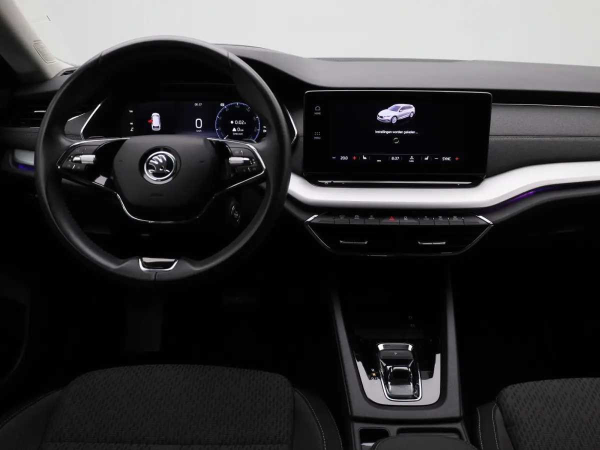 1.5 e-TSI Business Edition Plus | Trekhaak | Achteruitrijcamera | Head-up display | Elektrische stoelen | Carplay |