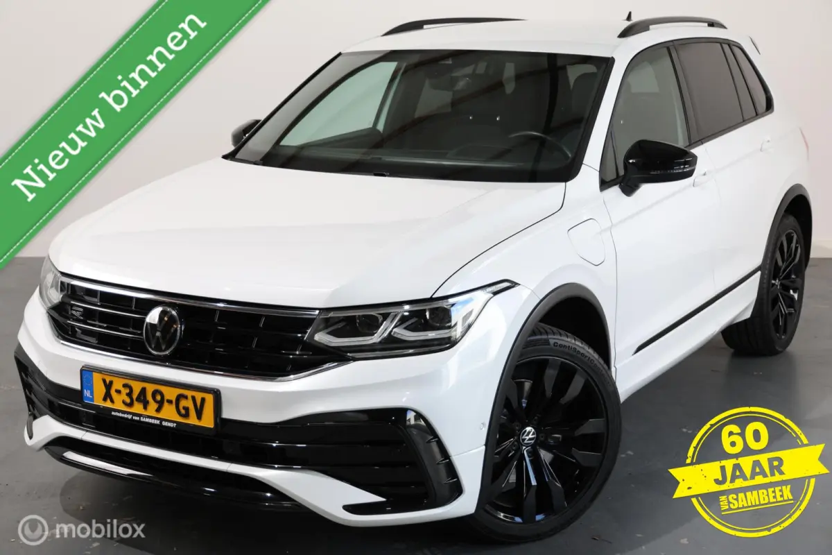 1.4 TSI eHybrid R-Line Business+ - Pano - Stuur/Stoelverwarming - Trekhaak Elektrisch - Carplay