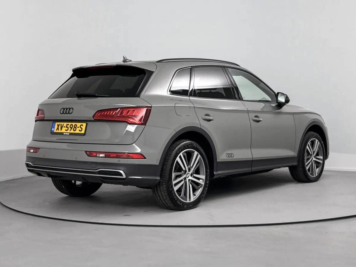 2.0 TFSI quattro Sport S Line Black Edition | Origineel Nederlands | Elektrische trekhaak | Stoelverwarming | Elektrische achterklep |