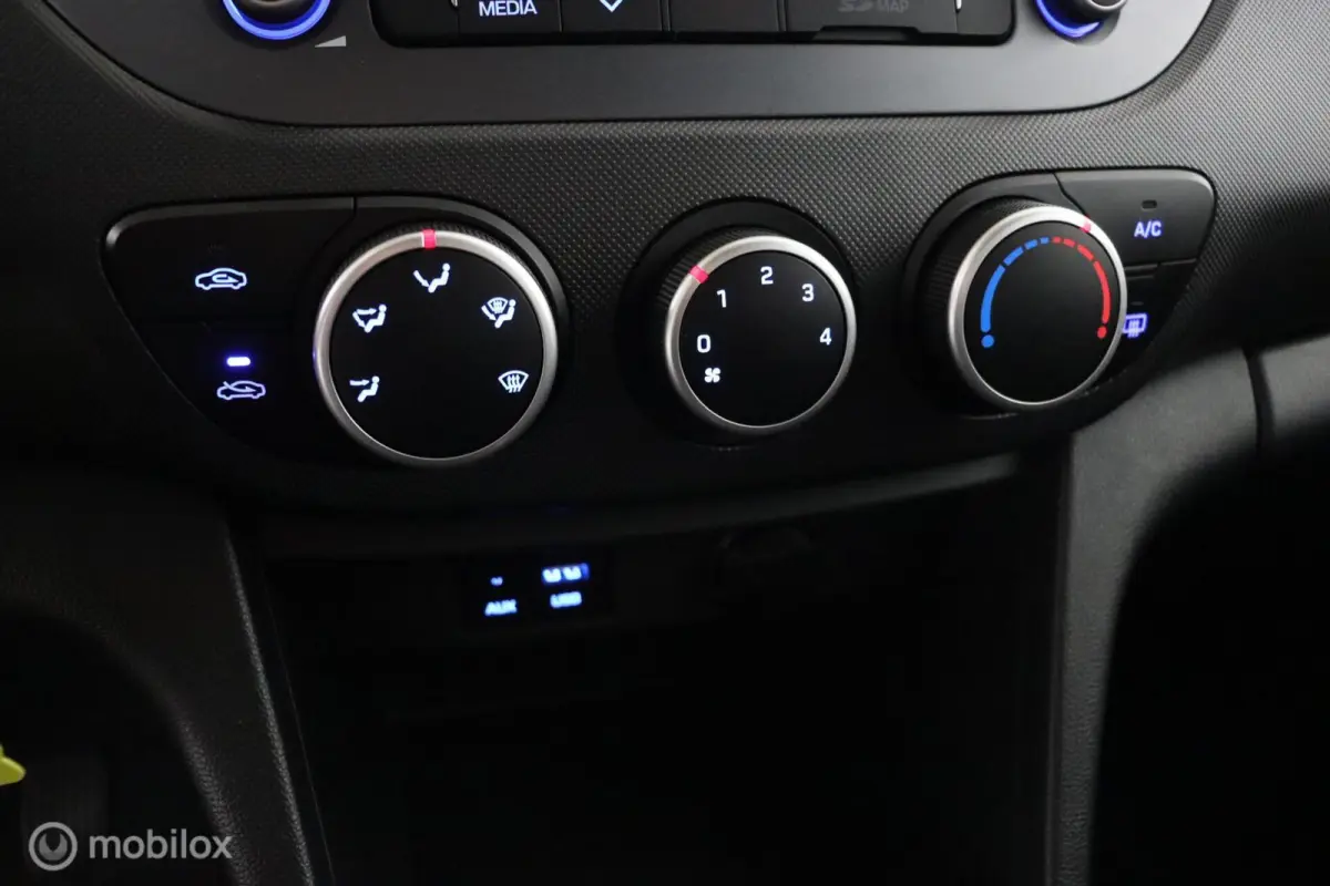 1.0i i-Premium