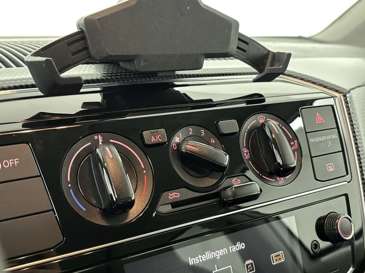 Up! 1.0 BMT move up! Airco | Radio | Elektrische en verwarmbare spiegels |