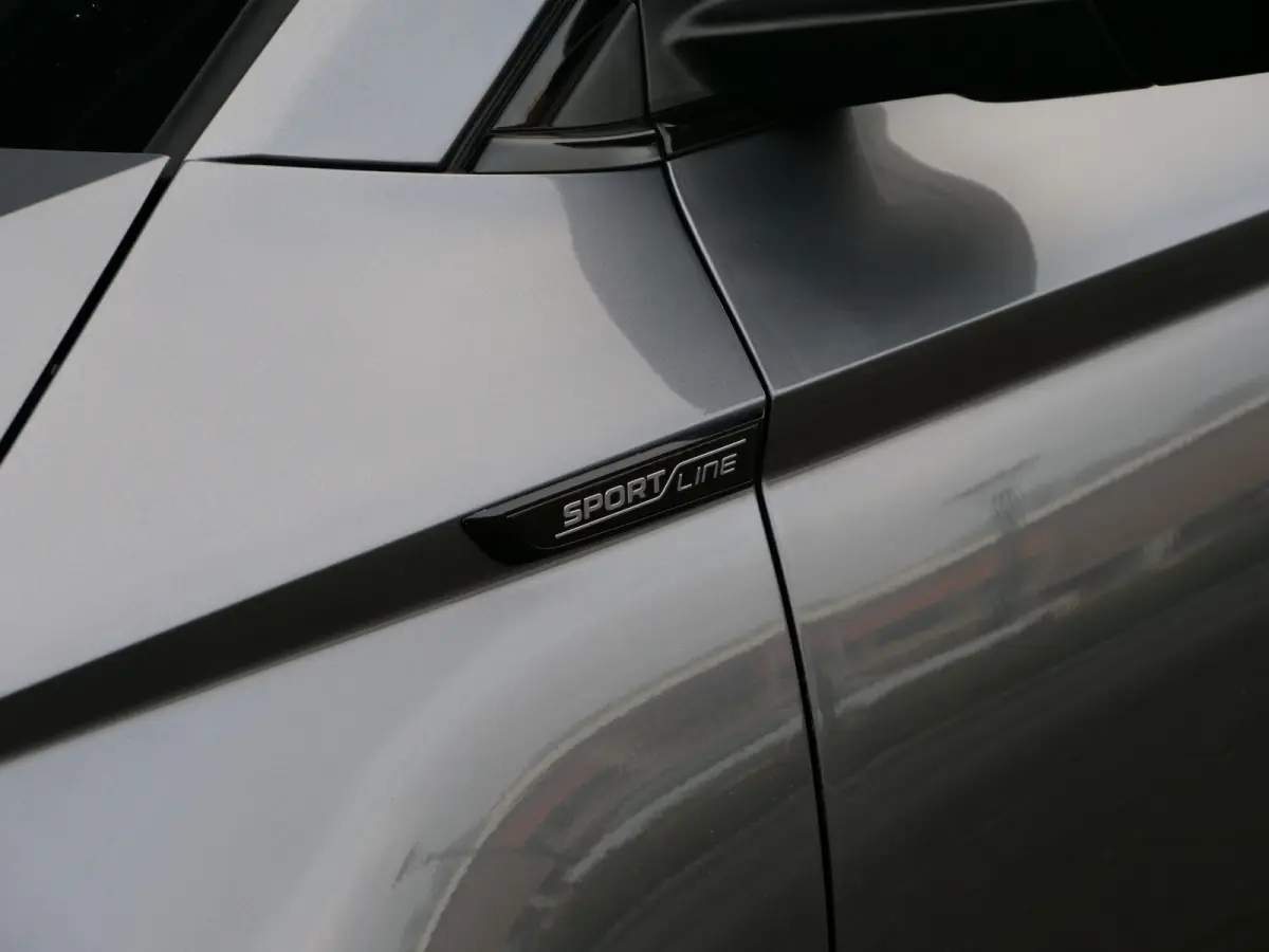 1.5 TSI ACT Sportline Business 150 Pk Automaat Navigatie / Camera / Apple Carplay / DAB / Trekhaak
