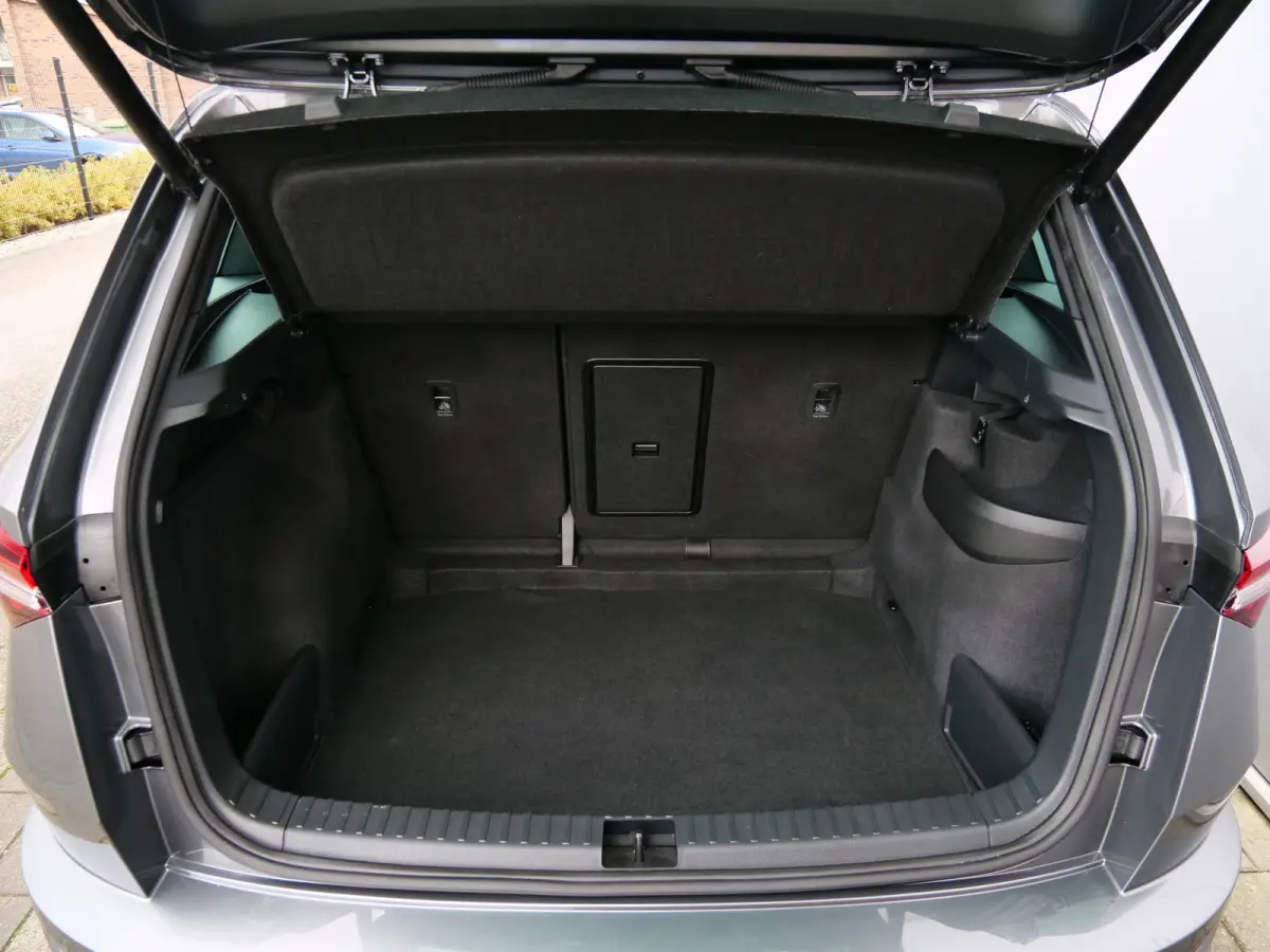 1.5 TSI ACT Sportline Business 150 Pk Automaat Navigatie / Camera / Apple Carplay / DAB / Trekhaak