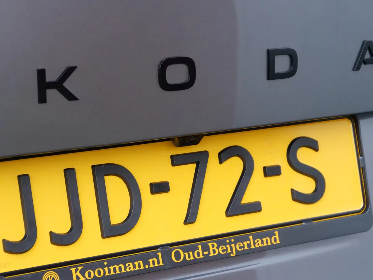 1.5 TSI ACT Sportline Business 150 Pk Automaat Navigatie / Camera / Apple Carplay / DAB / Trekhaak
