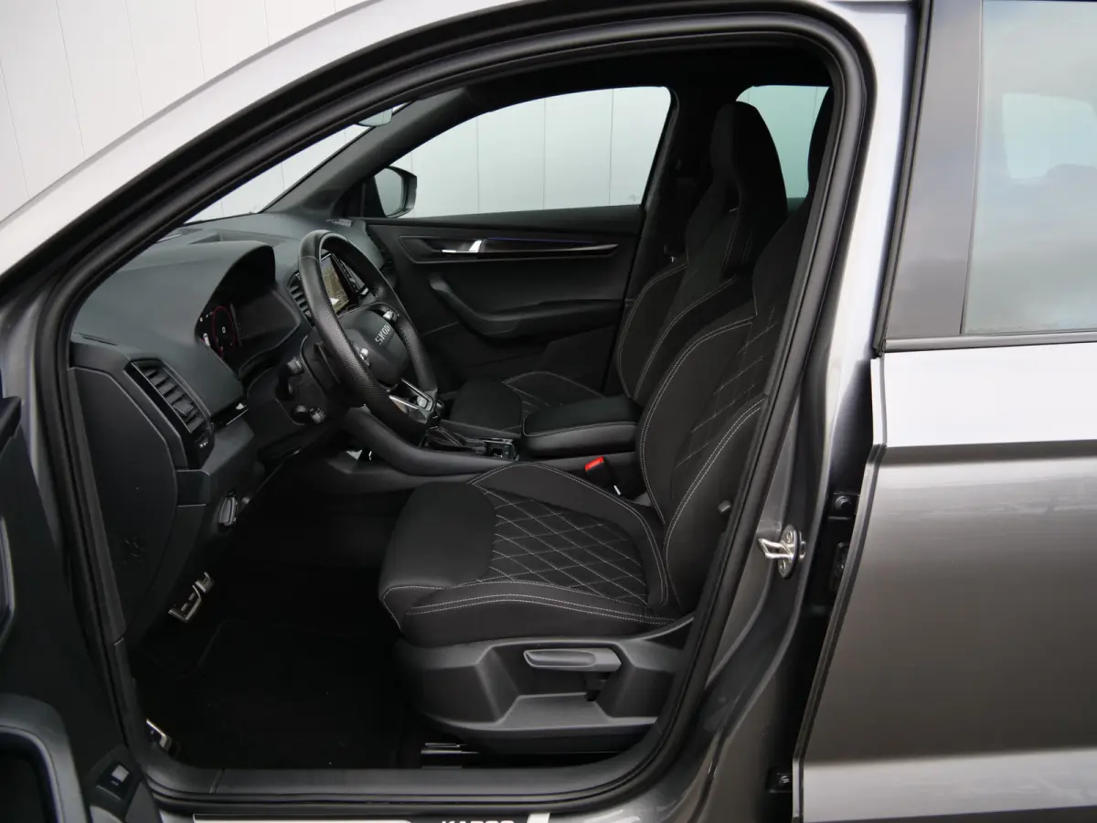 1.5 TSI ACT Sportline Business 150 Pk Automaat Navigatie / Camera / Apple Carplay / DAB / Trekhaak