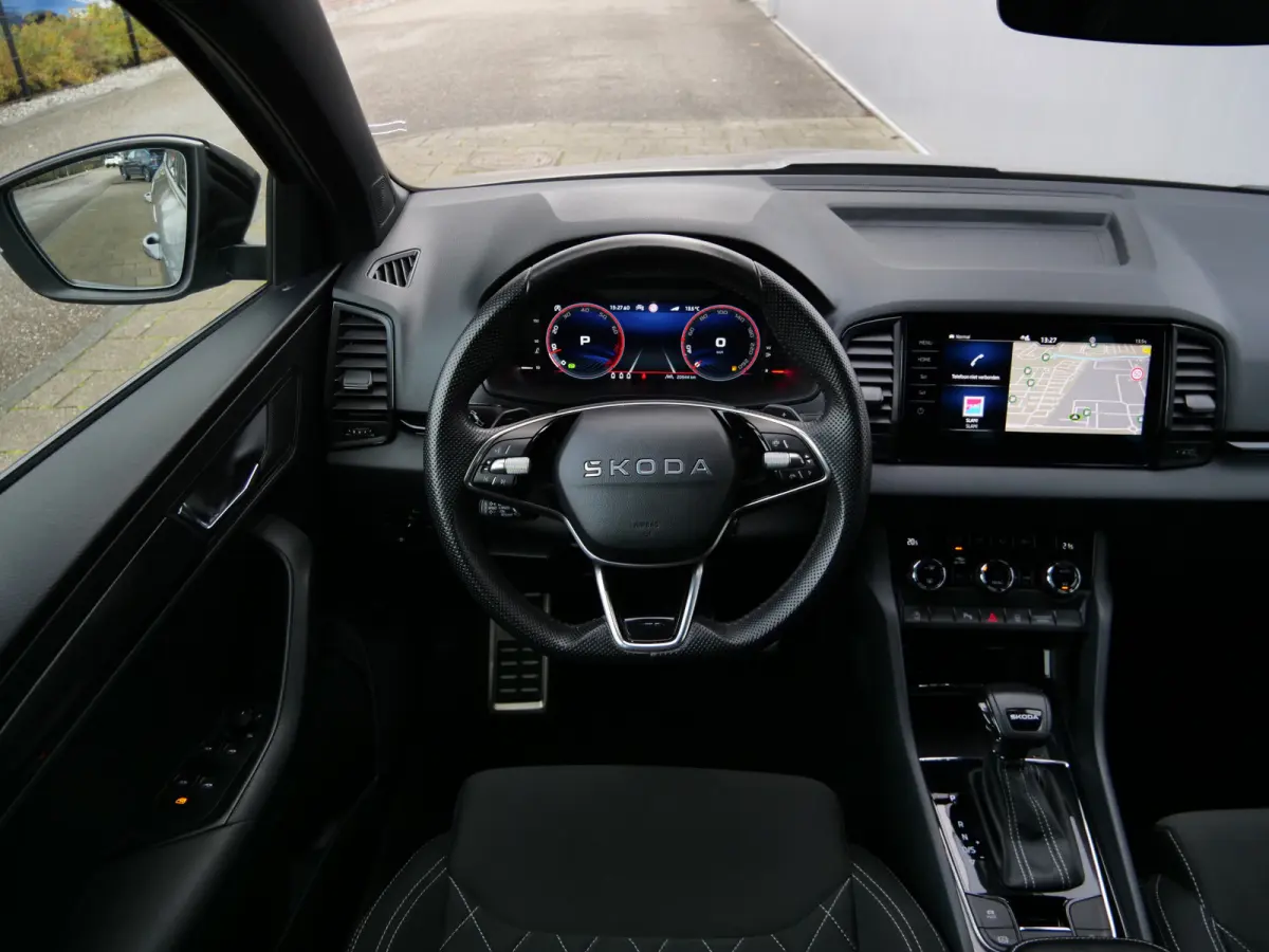 1.5 TSI ACT Sportline Business 150 Pk Automaat Navigatie / Camera / Apple Carplay / DAB / Trekhaak