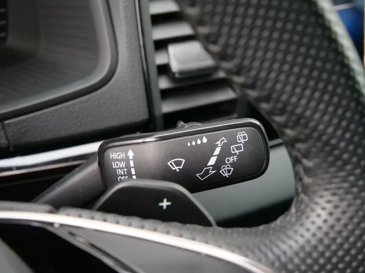 1.5 TSI ACT Sportline Business 150 Pk Automaat Navigatie / Camera / Apple Carplay / DAB / Trekhaak