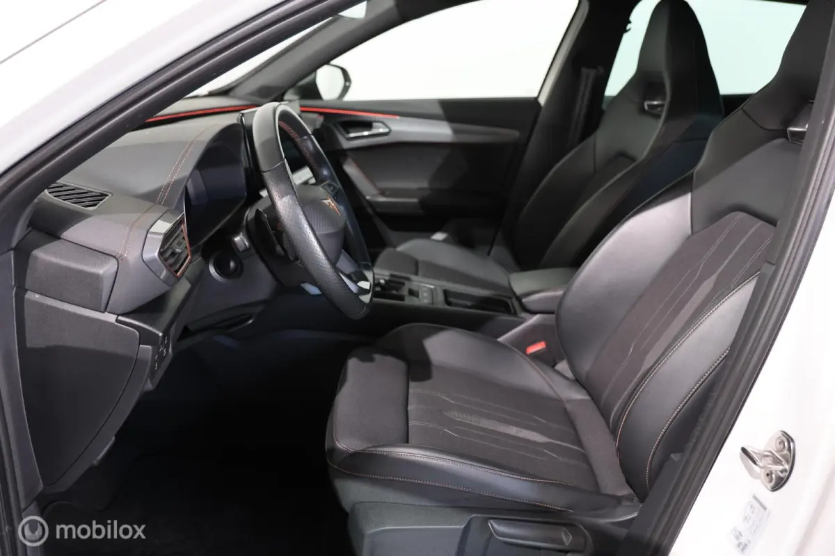 1.4 e-Hybrid VZ Performance - Stuur/Stoelverwarming - Carplay - Camera
