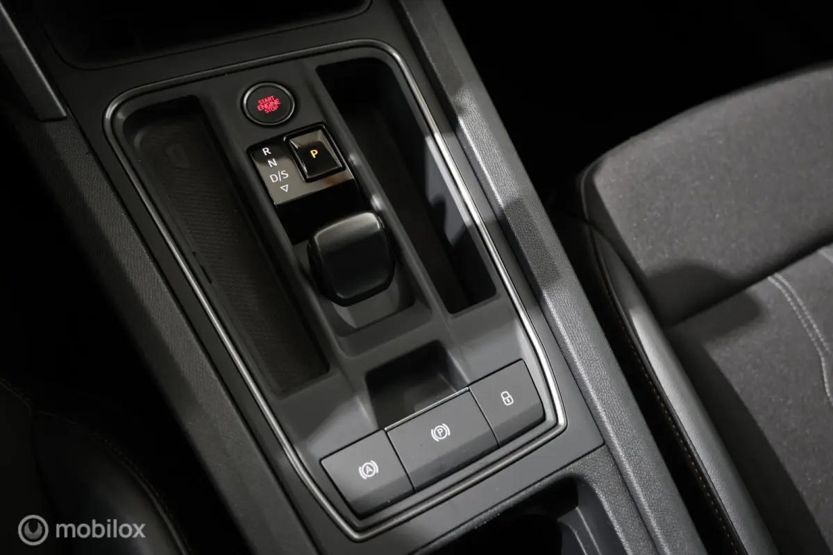 1.4 e-Hybrid VZ Performance - Stuur/Stoelverwarming - Carplay - Camera