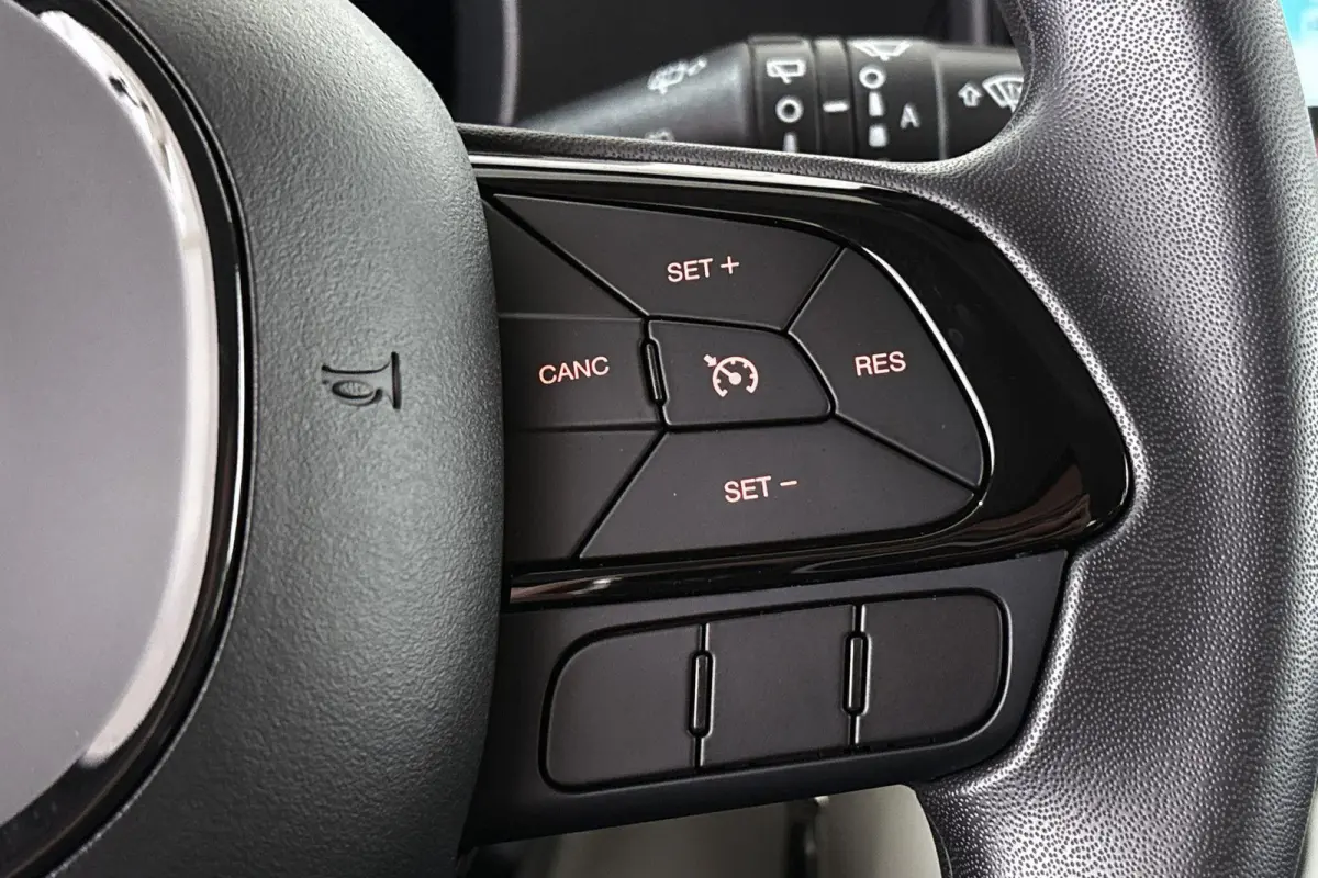 1.0 Cross Airco Apple CarPlay Cruise Control