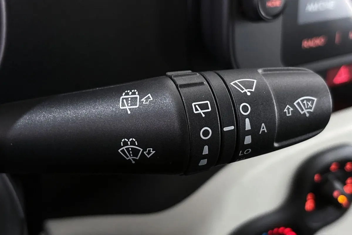 1.0 Cross Airco Apple CarPlay Cruise Control
