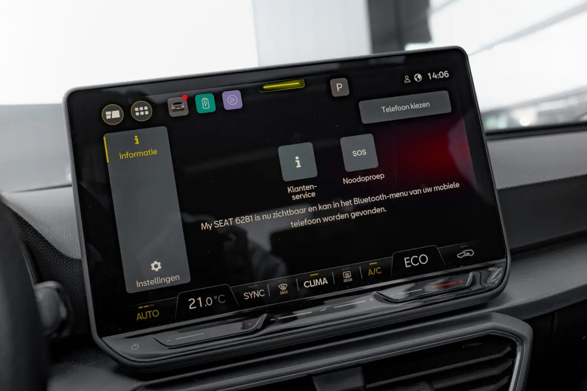 1.5 TSI e-Hybrid 204pk FR Business | Panoramadak | Adaptive Cruise | Camera | Carplay | 18"