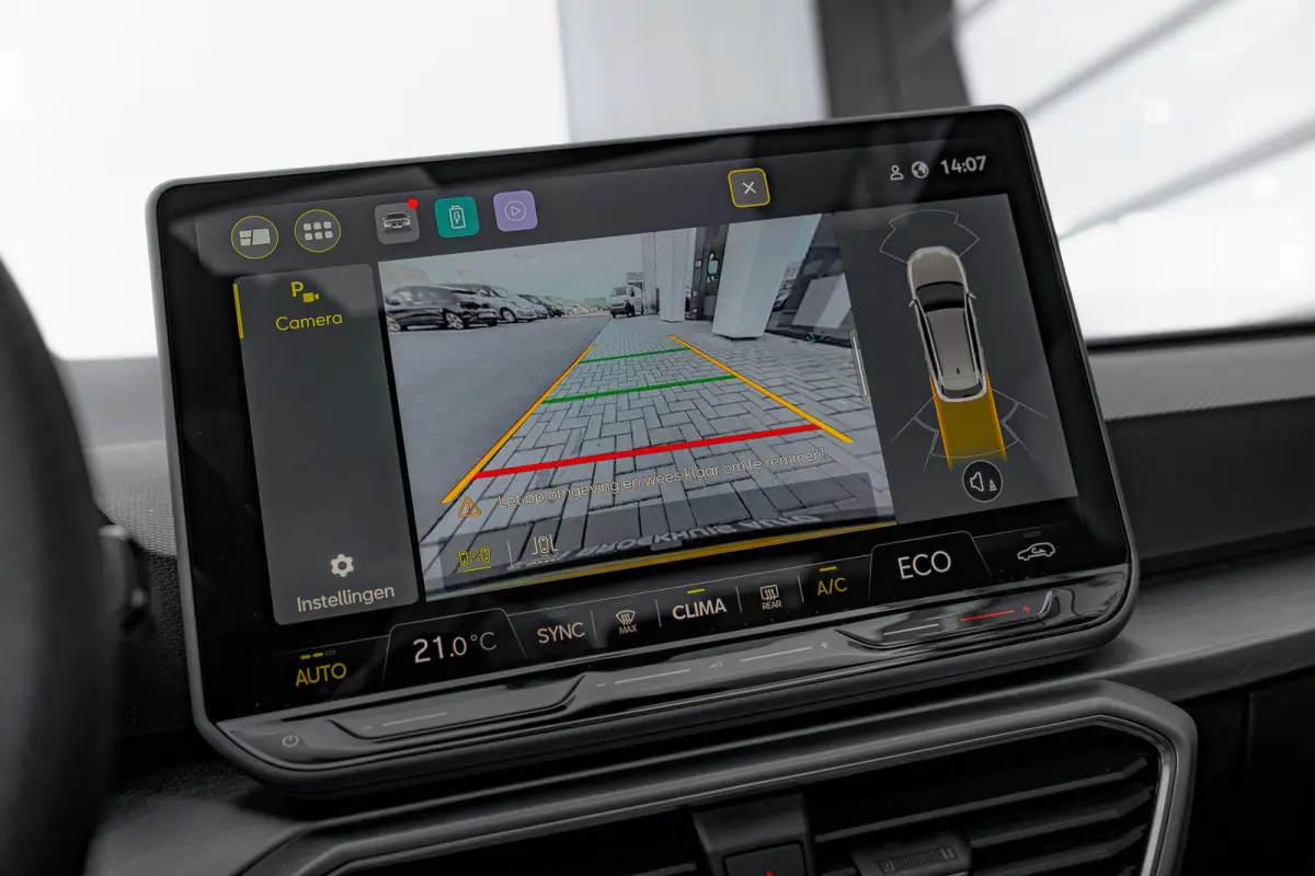 1.5 TSI e-Hybrid 204pk FR Business | Panoramadak | Adaptive Cruise | Camera | Carplay | 18"