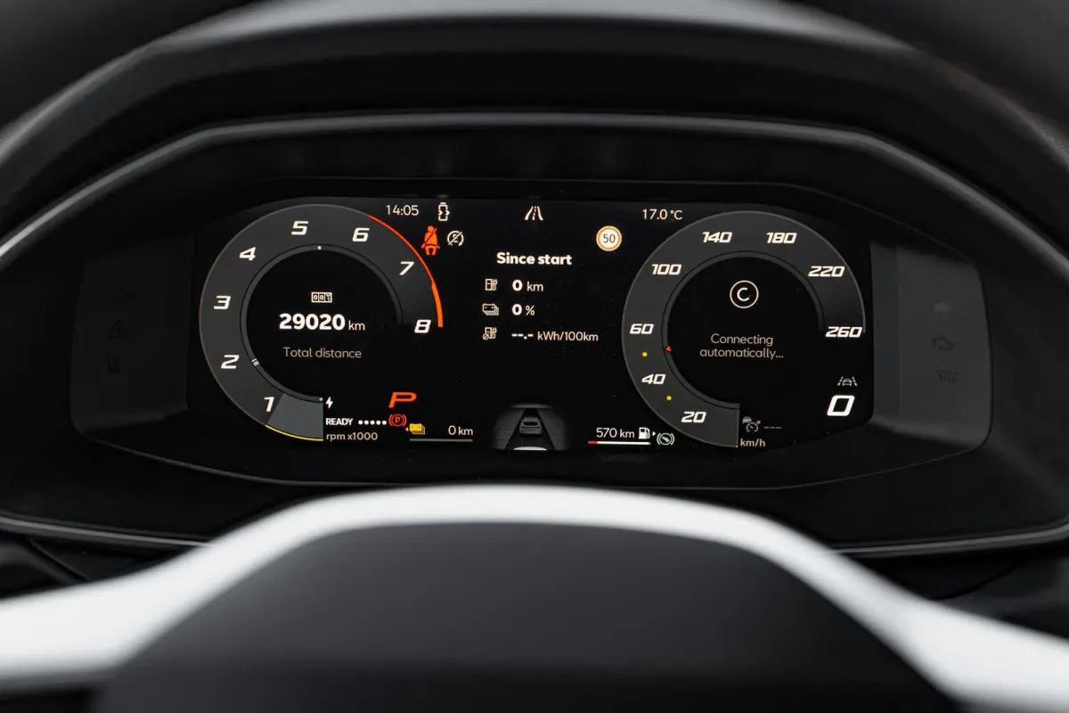 1.5 TSI e-Hybrid 204pk FR Business | Panoramadak | Adaptive Cruise | Camera | Carplay | 18"