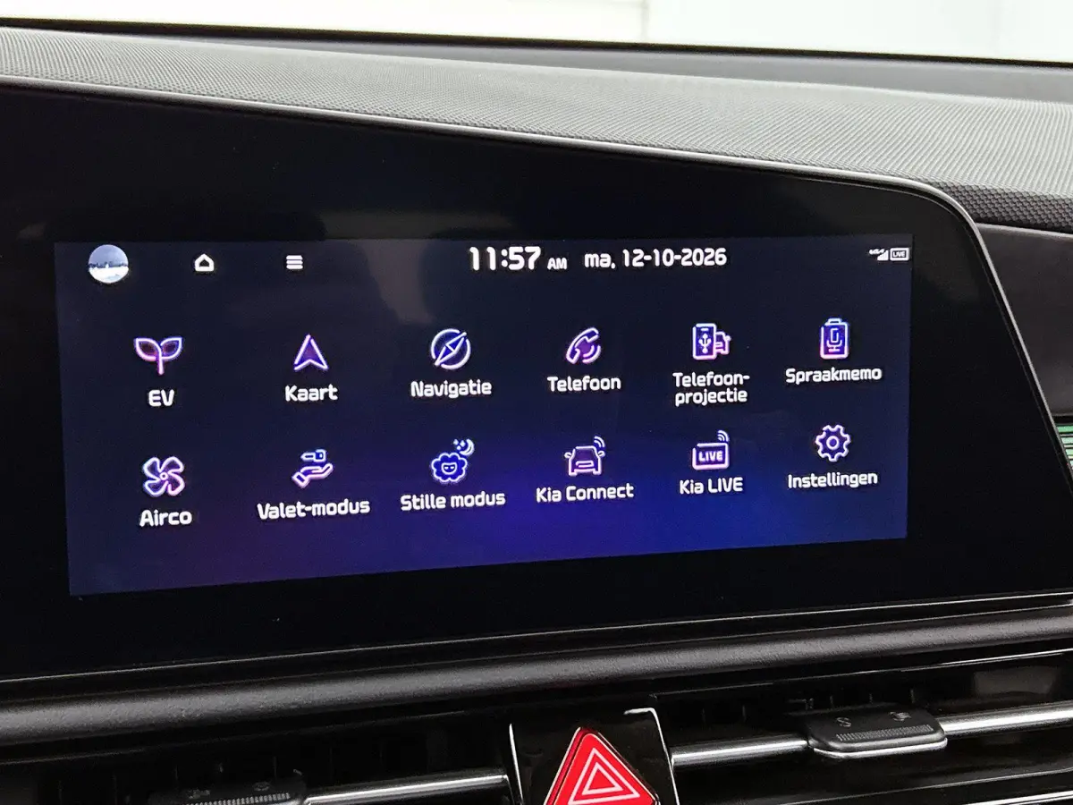 DynamicLine 64.8 kWh | Trekhaak |  | Adaptieve Cruise Control | Clima | Camera + PDC |