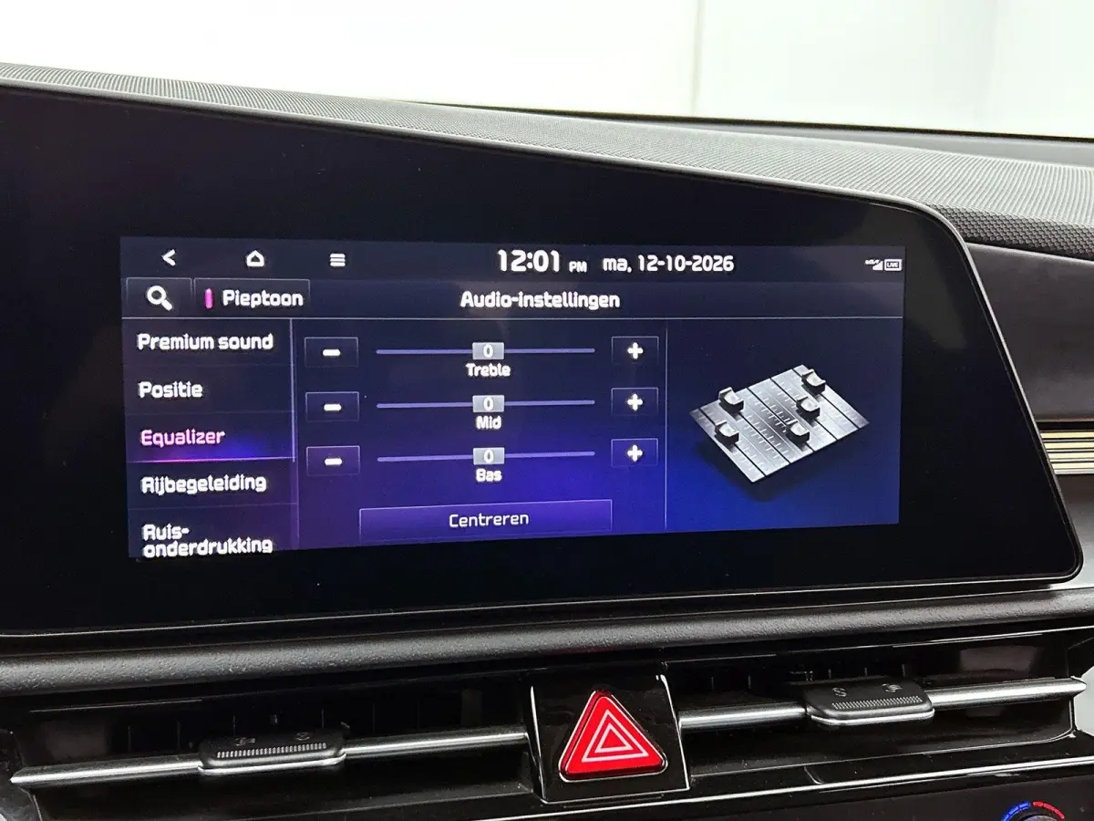 DynamicLine 64.8 kWh | Trekhaak |  | Adaptieve Cruise Control | Clima | Camera + PDC |