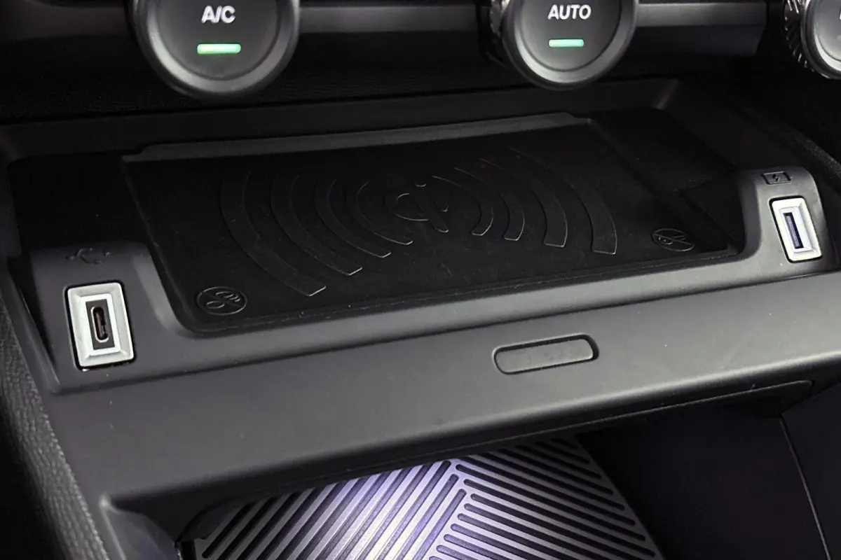 1.2 Hybrid 145pk Max Stoelverwarming Camera Dodehoek Apple CarPlay