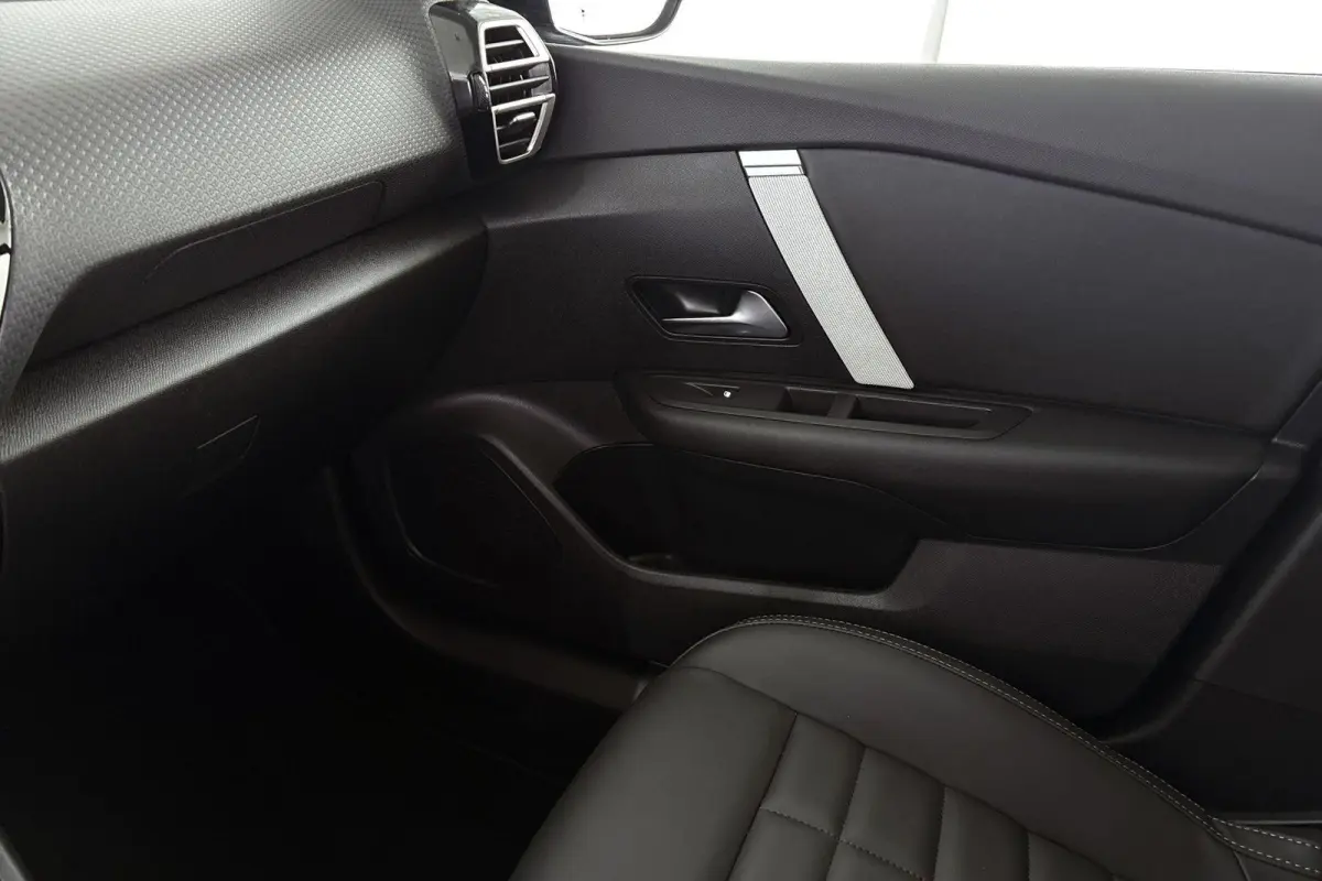 1.2 Hybrid 145pk Max Stoelverwarming Camera Dodehoek Apple CarPlay