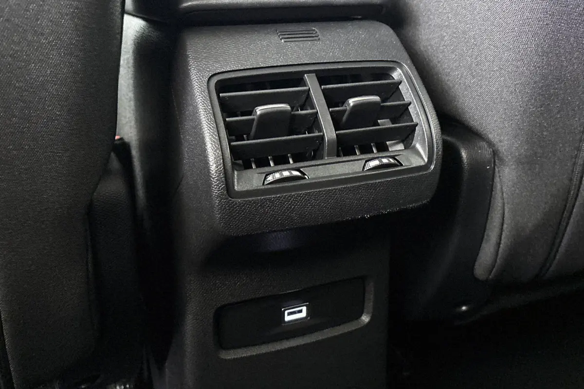 1.2 Hybrid 145pk Max Stoelverwarming Camera Dodehoek Apple CarPlay