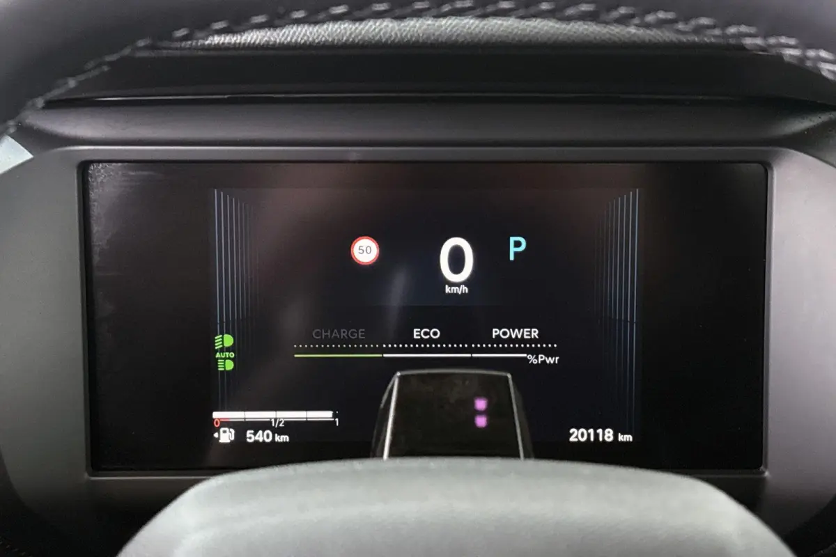 1.2 Hybrid 145pk Max Stoelverwarming Camera Dodehoek Apple CarPlay