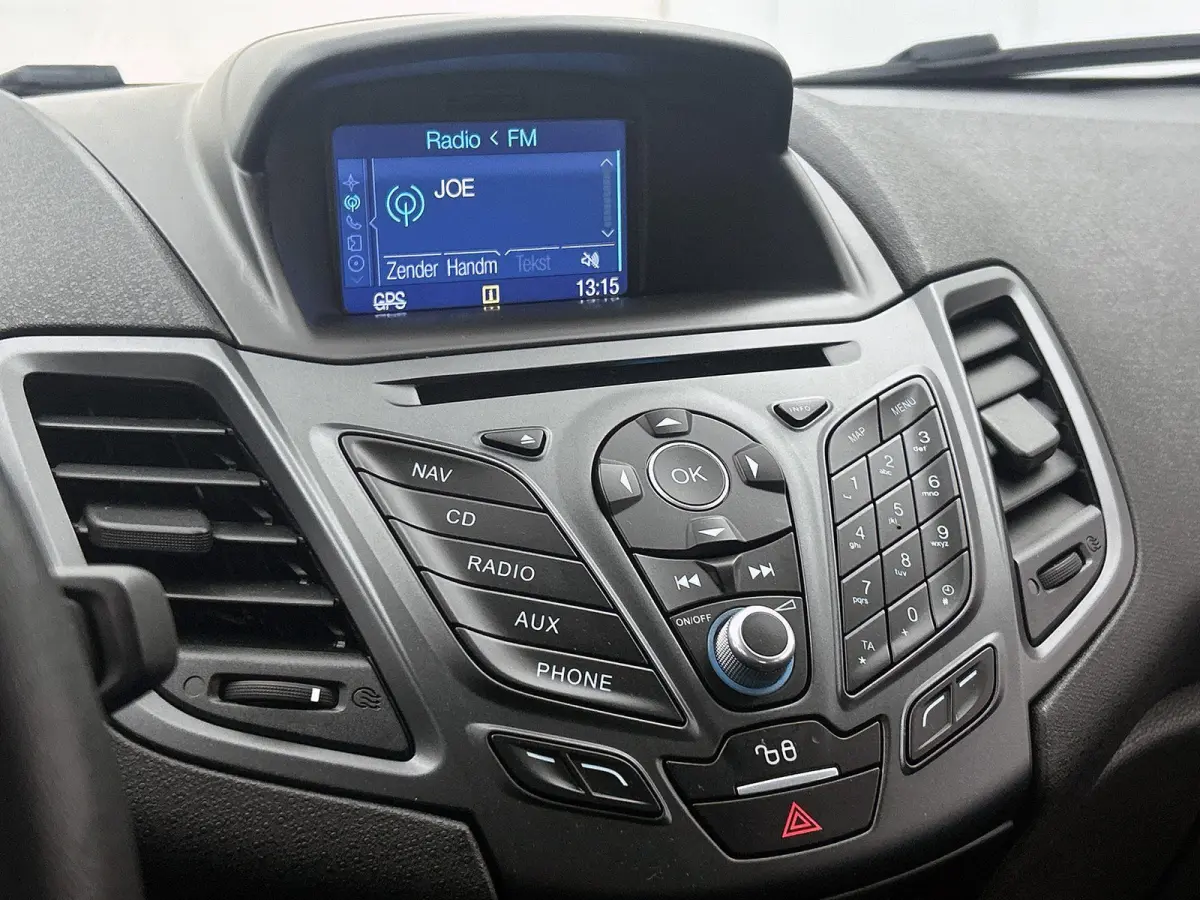 1.0 Style | Trekhaak | LMV | Cruise Control | Airco | Navi | Bluetooth |