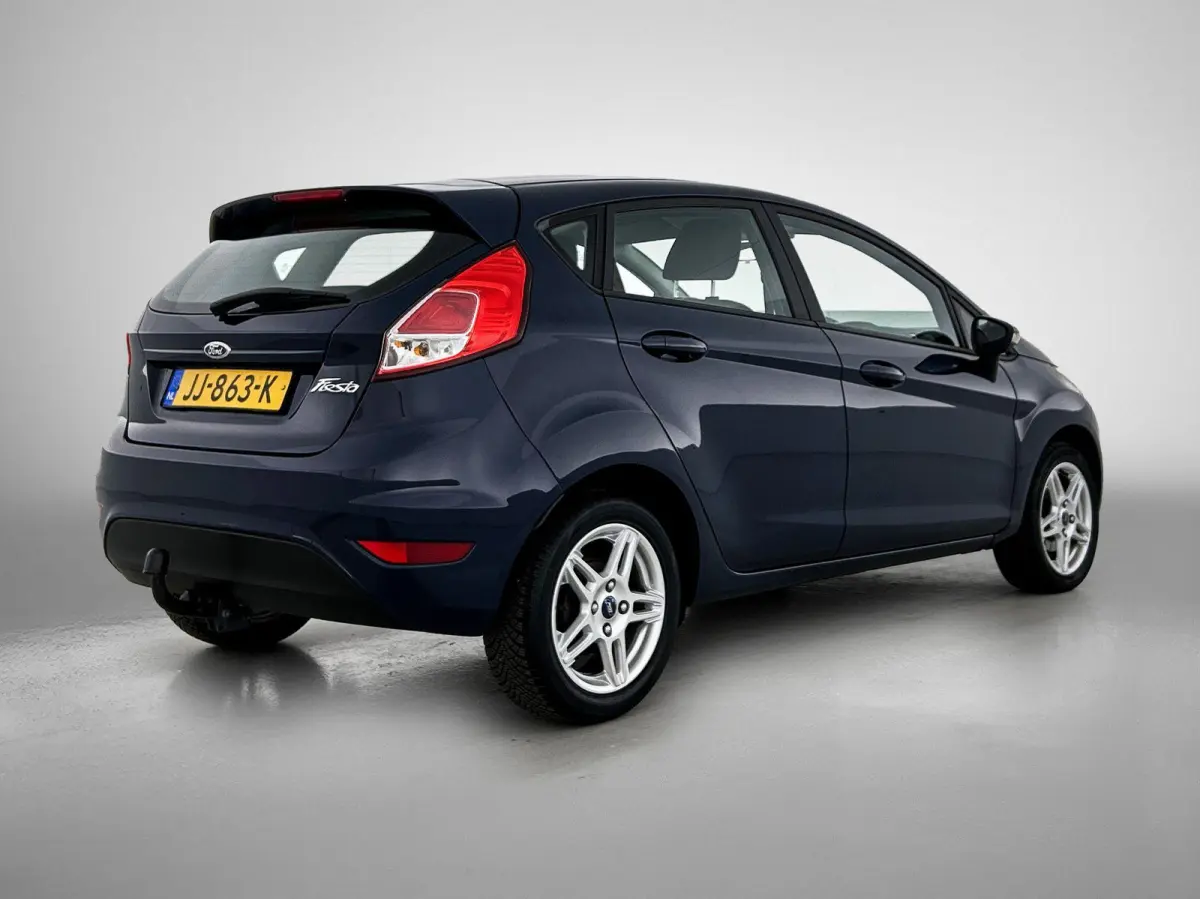 1.0 Style | Trekhaak | LMV | Cruise Control | Airco | Navi | Bluetooth |