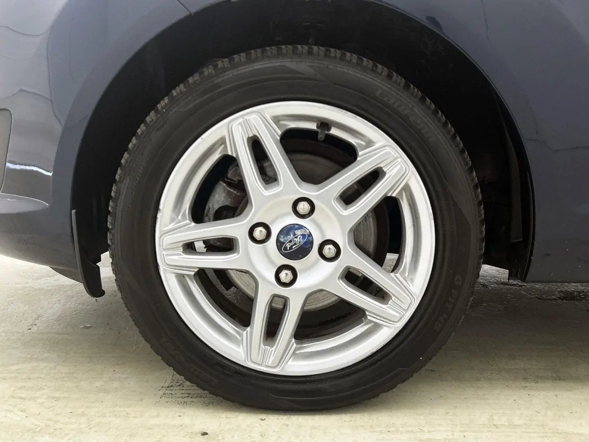 1.0 Style | Trekhaak | LMV | Cruise Control | Airco | Navi | Bluetooth |