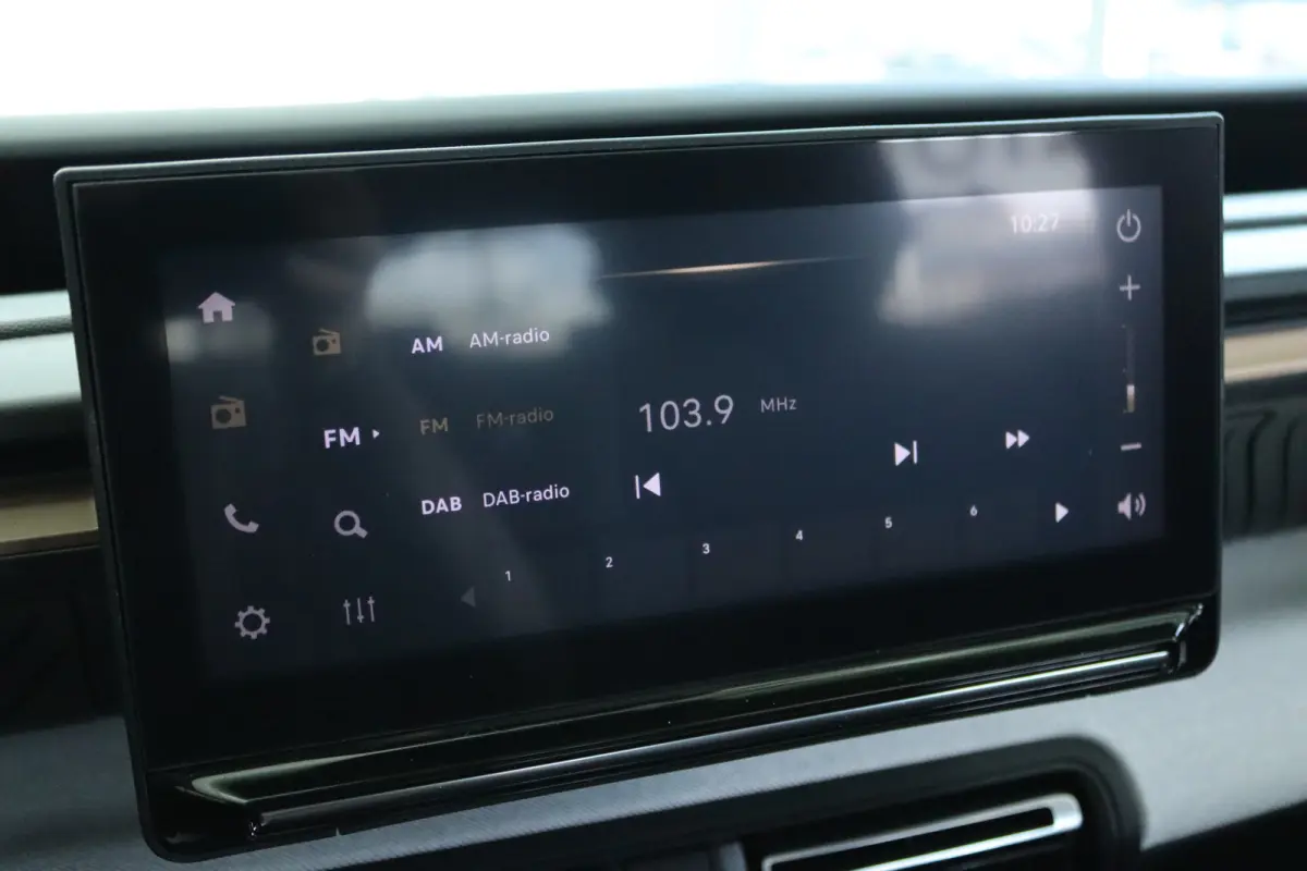 1.2 Hybrid 145pk Plus | 8 Jaar Garantie | Camera | Carplay | Climate | LED | Cruise Control
