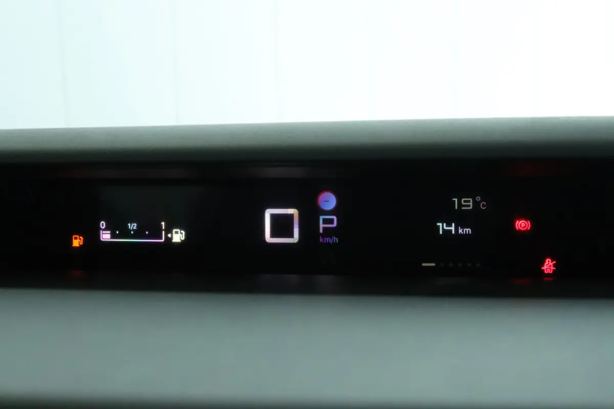 1.2 Hybrid 145pk Plus | 8 Jaar Garantie | Camera | Carplay | Climate | LED | Cruise Control