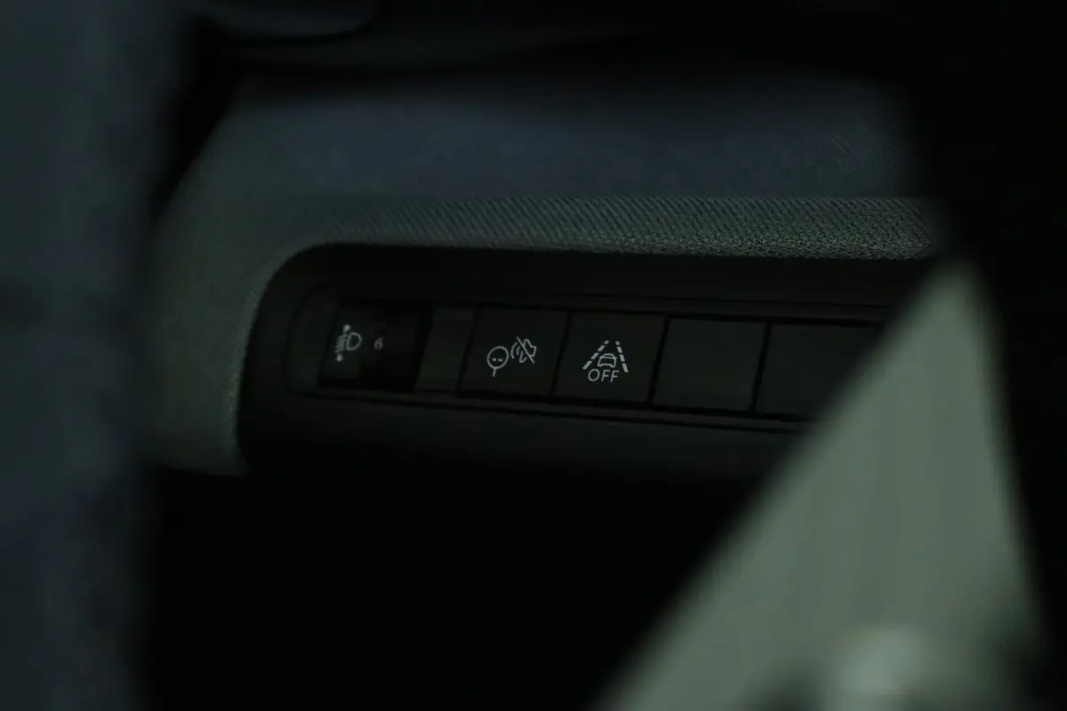 1.2 Hybrid 145pk Plus | 8 Jaar Garantie | Camera | Carplay | Climate | LED | Cruise Control