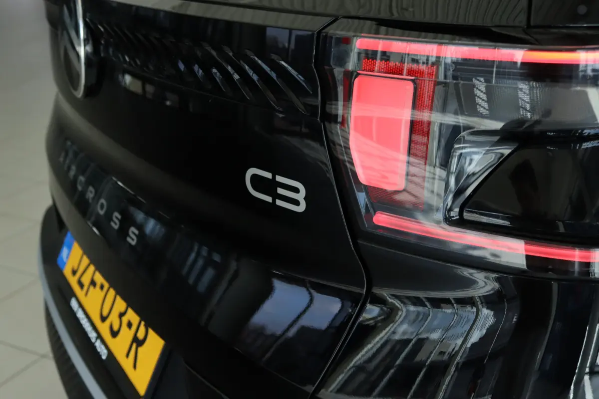 1.2 Hybrid 145pk Plus | 8 Jaar Garantie | Camera | Carplay | Climate | LED | Cruise Control