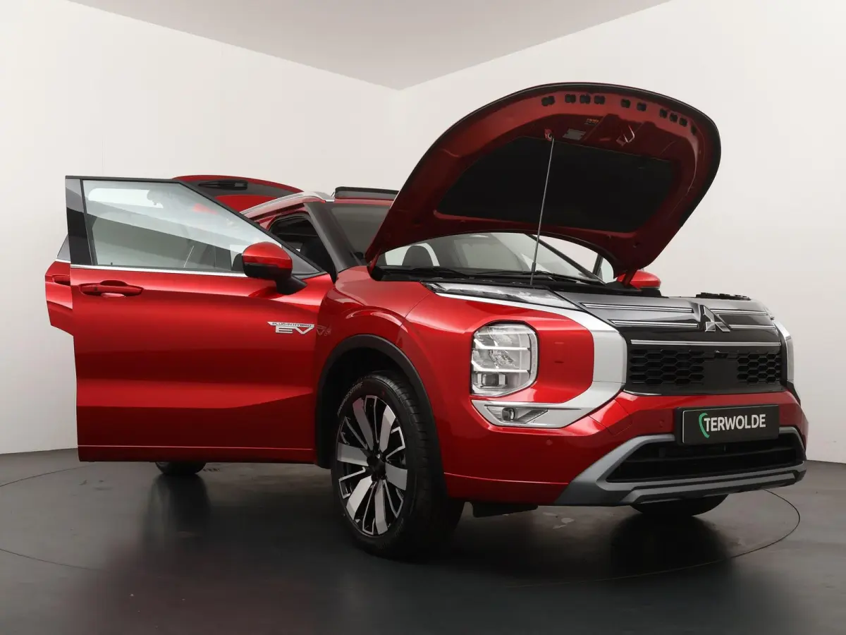 2.4 PHEV Instyle 8 Jaar Garantie! | Achterbank verwarmd | Adaptieve cruise control | Dodehoekdetectie | Panoramadak |