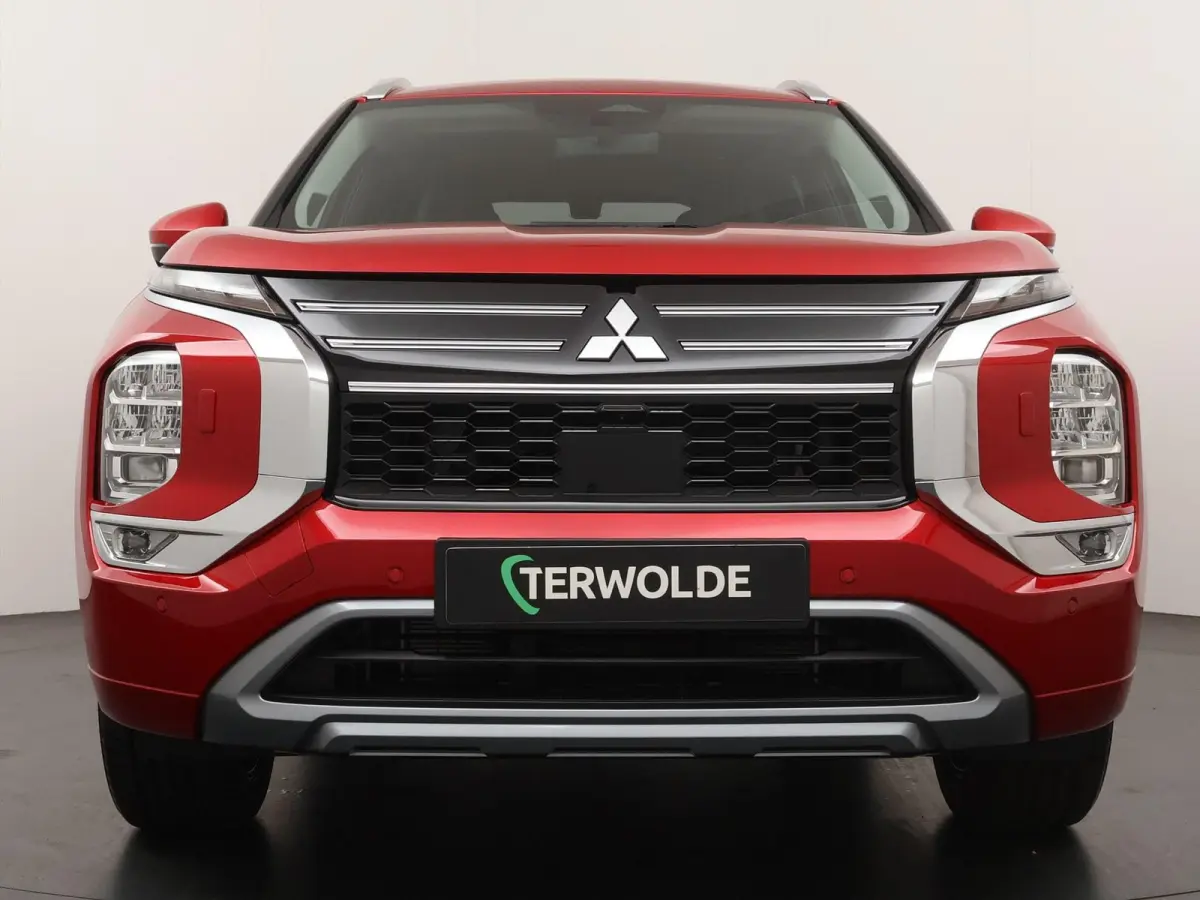 2.4 PHEV Instyle 8 Jaar Garantie! | Achterbank verwarmd | Adaptieve cruise control | Dodehoekdetectie | Panoramadak |