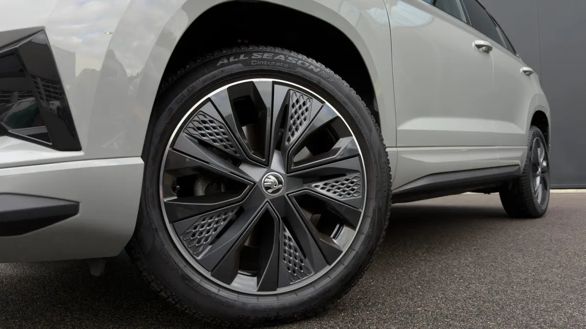 1.5 TSI 7-DSG 150pk Sportline | Navi by App | Keyless | 18" | Stuur & Stoelverwarming | Parkeerhulp Achter