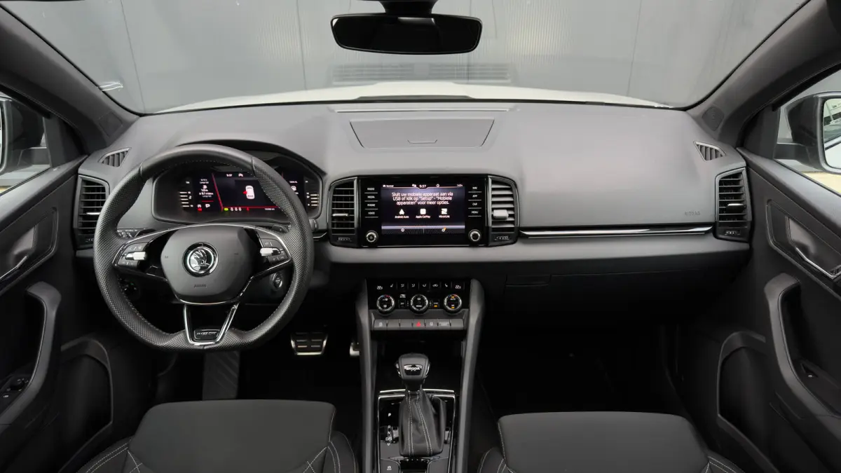 1.5 TSI 7-DSG 150pk Sportline | Navi by App | Keyless | 18" | Stuur & Stoelverwarming | Parkeerhulp Achter