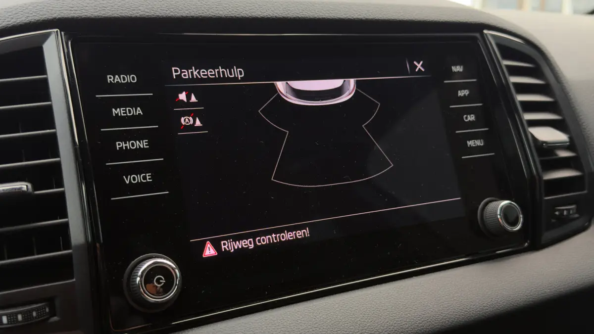 1.5 TSI 7-DSG 150pk Sportline | Navi by App | Keyless | 18" | Stuur & Stoelverwarming | Parkeerhulp Achter