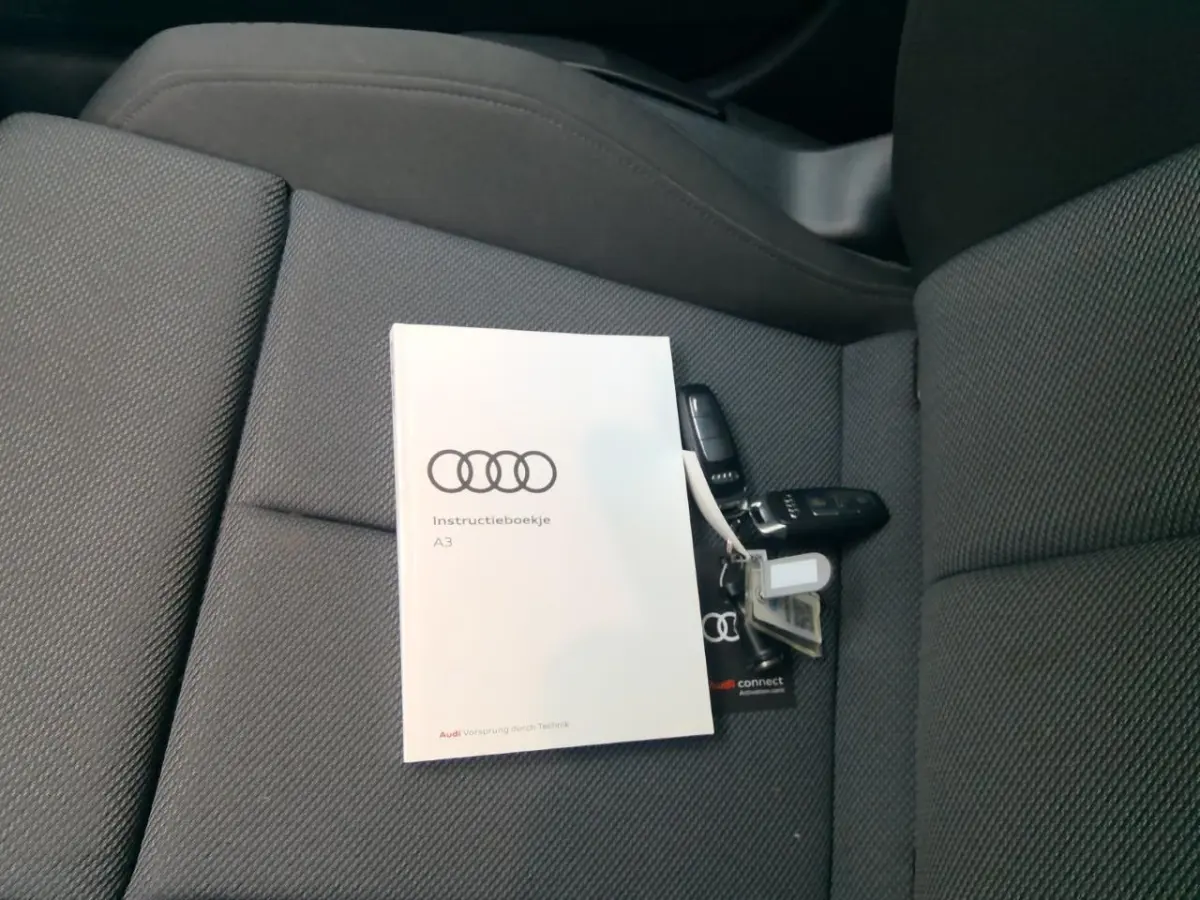 30 TFSI Advanced edition / 1EIG / Virtual / LED / ORIG-NL / Carplay / Sportstoelen / Stoel-verw / adaptief-cruis