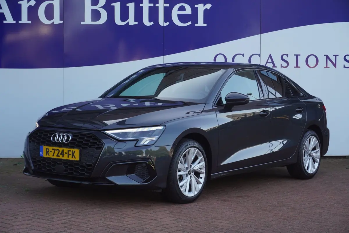 30 TFSI Advanced edition / 1EIG / Virtual / LED / ORIG-NL / Carplay / Sportstoelen / Stoel-verw / adaptief-cruis