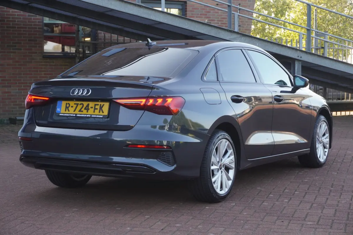 30 TFSI Advanced edition / 1EIG / Virtual / LED / ORIG-NL / Carplay / Sportstoelen / Stoel-verw / adaptief-cruis