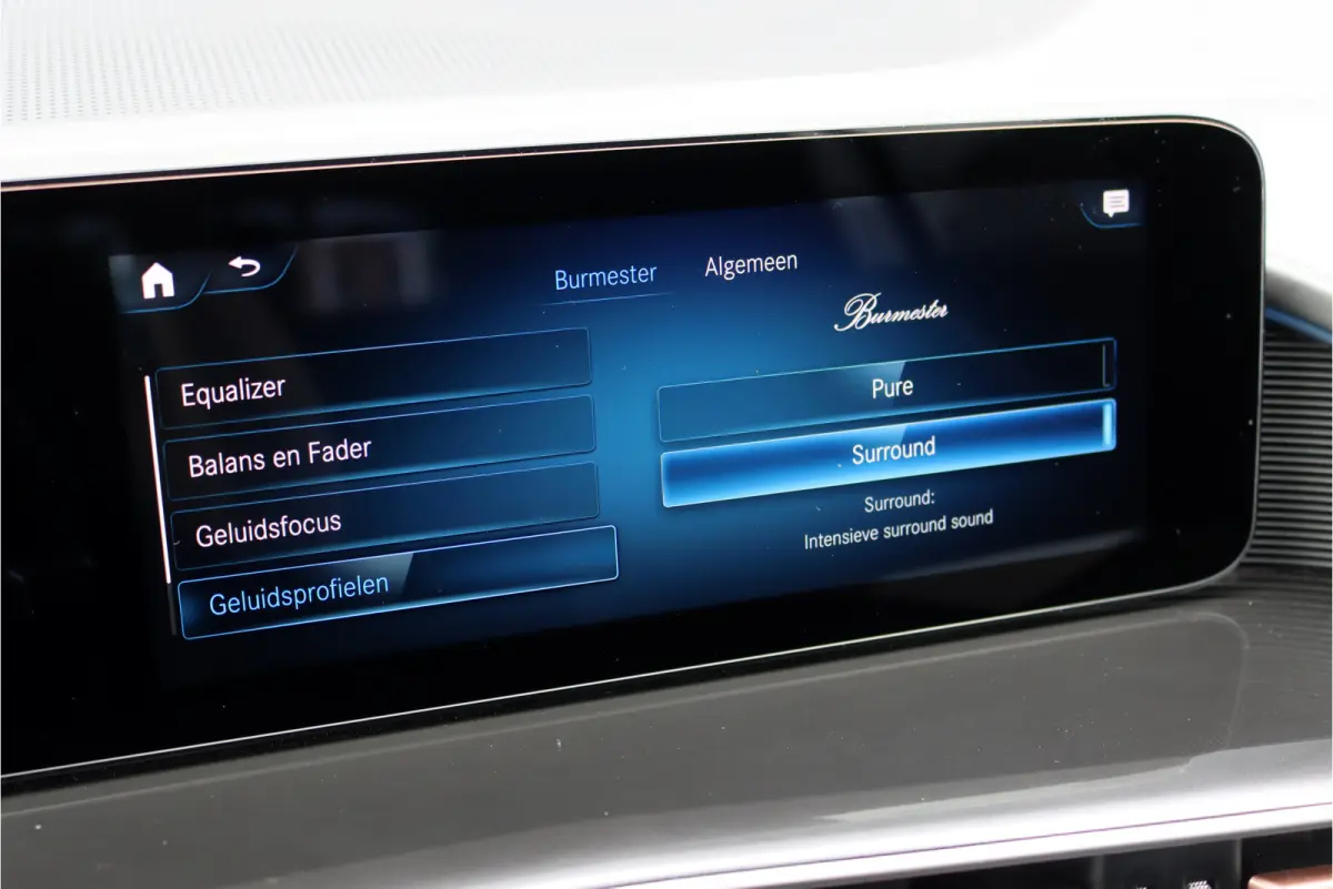 400 4MATIC AMG Line 80 kWh | Distronic+ | Massage | Memory | Burmester | Trekhaak | Schuifdak | Stoelventilatie | Leder | Multibeam LED | Luchtkwaliteitspakket | HUD | Augmented Reality |