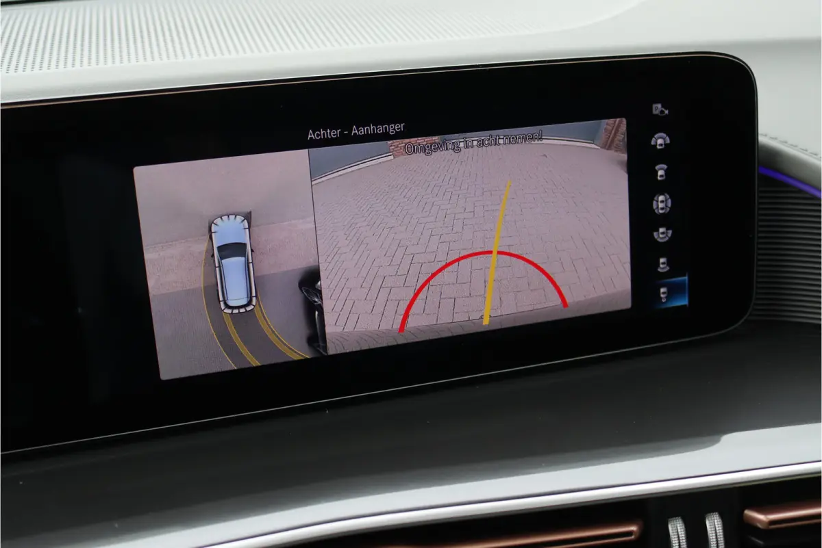 400 4MATIC AMG Line 80 kWh | Distronic+ | Massage | Memory | Burmester | Trekhaak | Schuifdak | Stoelventilatie | Leder | Multibeam LED | Luchtkwaliteitspakket | HUD | Augmented Reality |