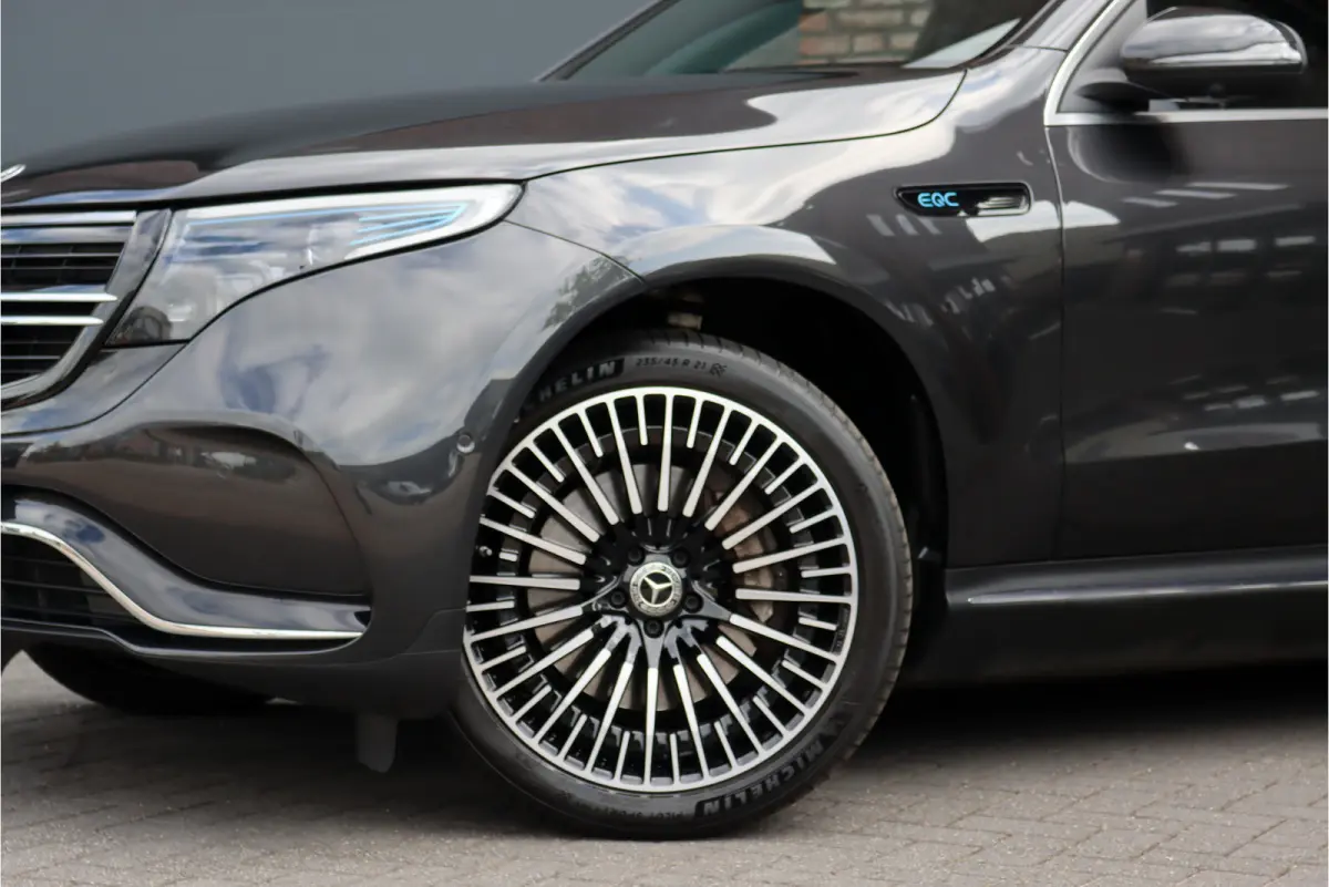 400 4MATIC AMG Line 80 kWh | Distronic+ | Massage | Memory | Burmester | Trekhaak | Schuifdak | Stoelventilatie | Leder | Multibeam LED | Luchtkwaliteitspakket | HUD | Augmented Reality |