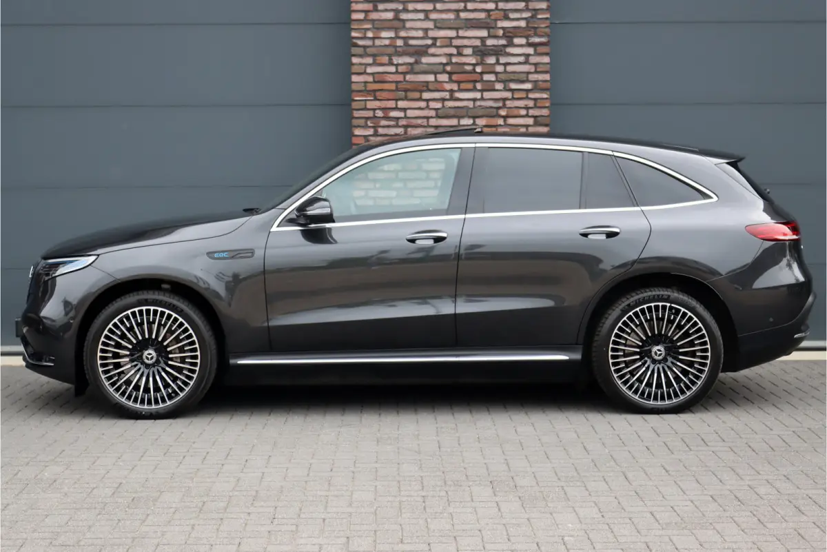 400 4MATIC AMG Line 80 kWh | Distronic+ | Massage | Memory | Burmester | Trekhaak | Schuifdak | Stoelventilatie | Leder | Multibeam LED | Luchtkwaliteitspakket | HUD | Augmented Reality |