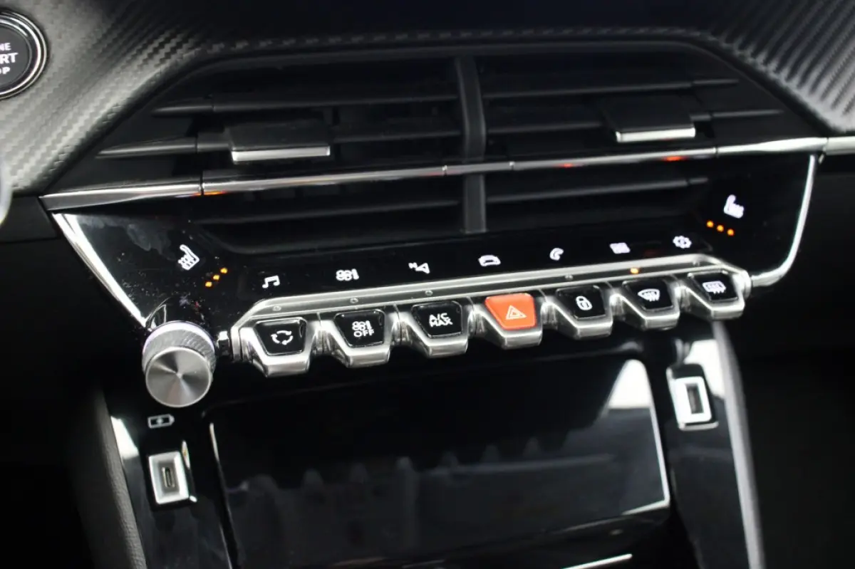 1.2 PureTech Allure Automaat - Digitaal Cockpit, Carplay, Camera, Stoelverw. Half Leer